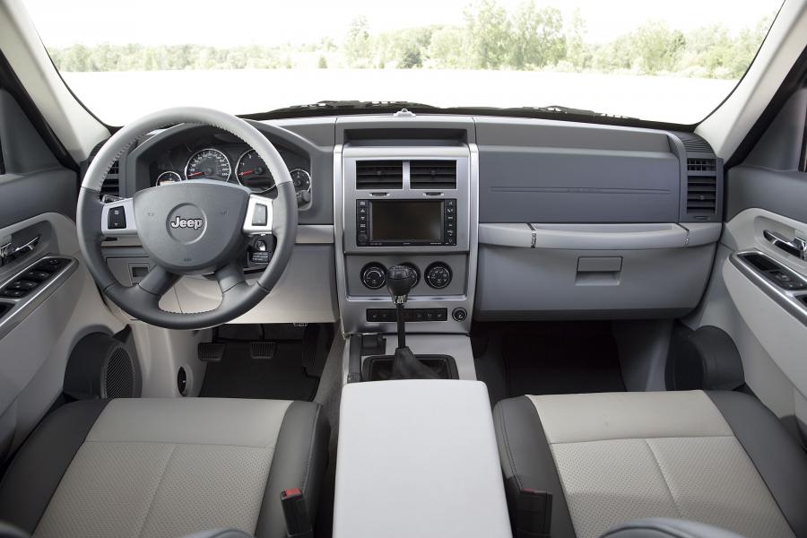  Jeep Cherokee 2008 года  (фото 159 из 161)